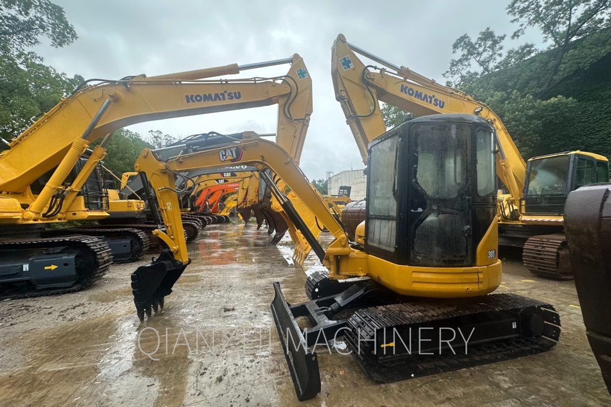 Caterpillar 303 used excavator